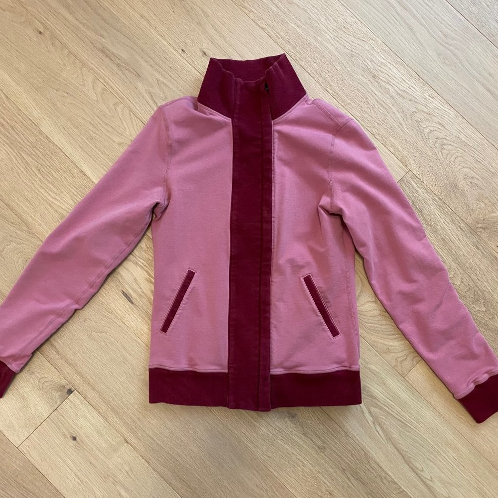 Lululemon zipped sweater